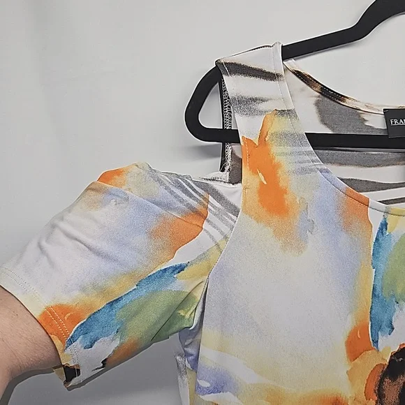 Frank Lyman Cold Shoulder Blouse - Picture 2 of 6